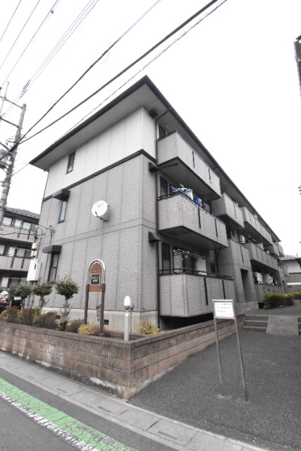 ��ʌ��������܎s������㗎���Q���ڂ̃A�p�[�g�̌����O��