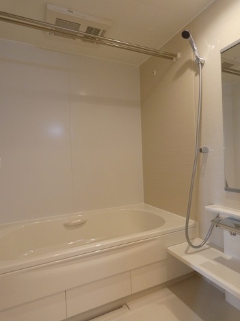 ��ʌ��������܎s�k��A�|���P���ڂ̃}���V�����̃o�X