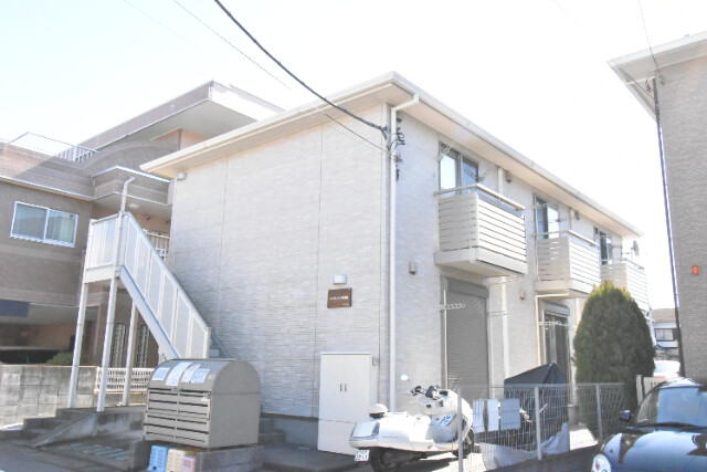 ��ʌ��z�J�s��z�J�T���ڂ̃A�p�[�g�̌����O��