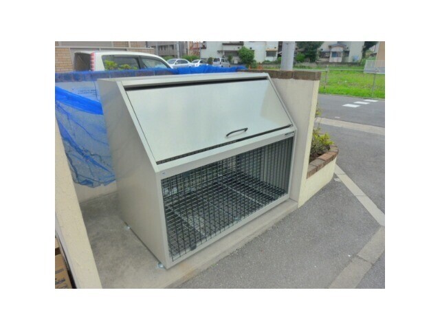 ��ʌ�����s�厚���̃A�p�[�g�̂��̑�