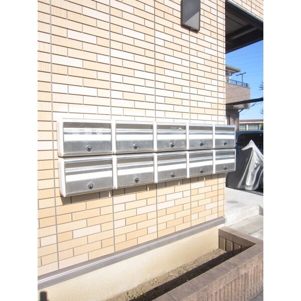 ��ʌ�����s�厚���̃A�p�[�g�̂��̑�