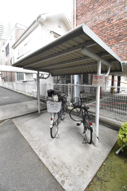 ��ʌ��������܎s������㗎���Q���ڂ̃A�p�[�g�̂��̑�