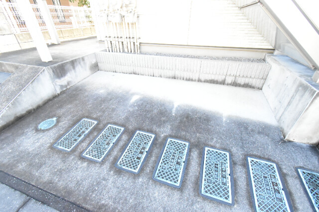 ��ʌ��z�J�s��z�J�T���ڂ̃A�p�[�g�̂��̑�