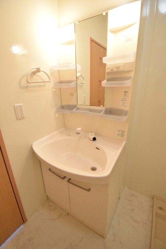 ��ʌ��������܎s��������u�Q���ڂ̃A�p�[�g�̐��ʏ�