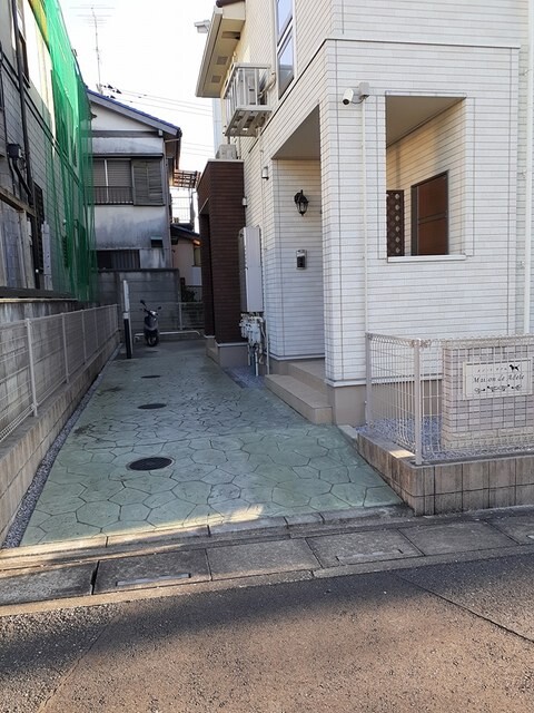 ��ʌ��������܎s�k��ʏ����̃A�p�[�g�̃G���g�����X