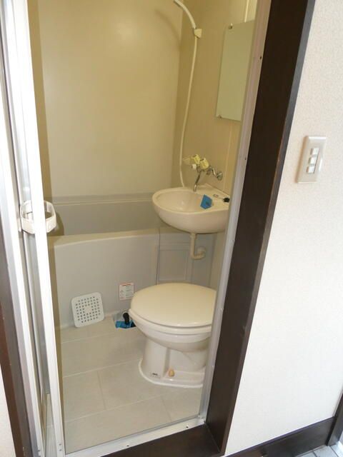 ��ʌ��������܎s������x�蒬�̃A�p�[�g�̃g�C��