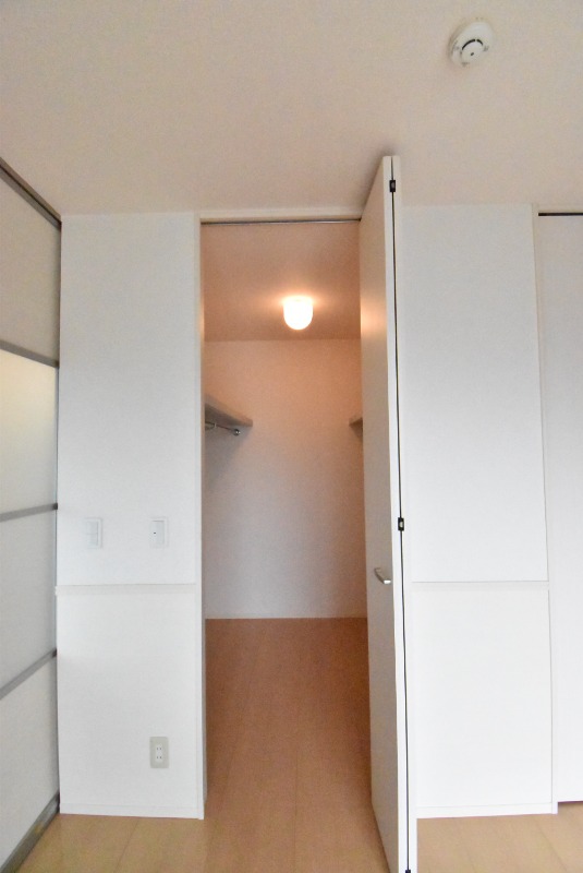 ��ʌ�����s����P���ڂ̃A�p�[�g�̎��[