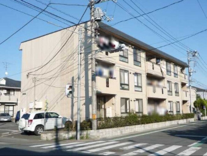 ��ʌ�����s��ԑ�R���ڂ̃A�p�[�g�̌����O��