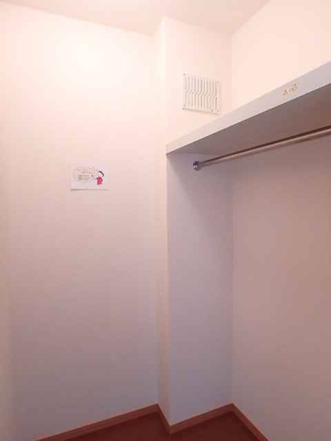 ��ʌ��������܎s�k�擌�听���P���ڂ̃A�p�[�g�̎��[