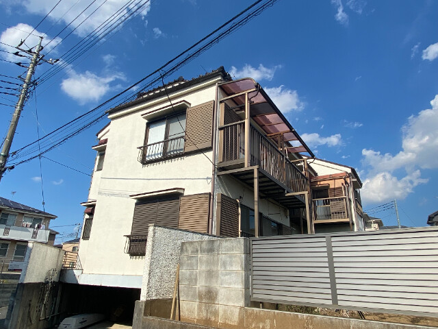 ��ʌ�����s�厚���V��̃A�p�[�g�̌����O��