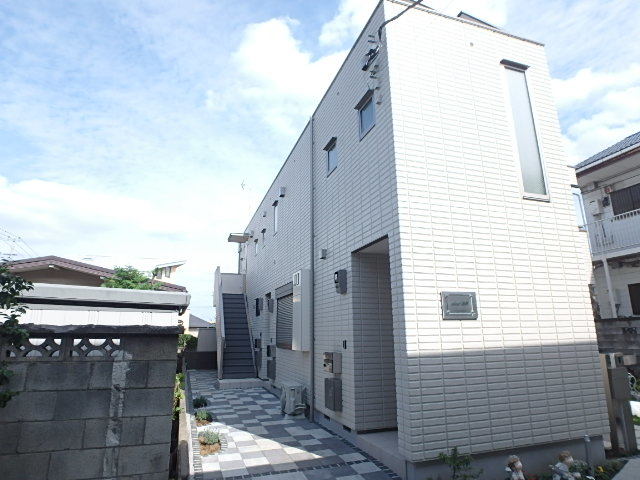 ��ʌ��������܎s��{��x�̓����Q���ڂ̃}���V�����̌����O��