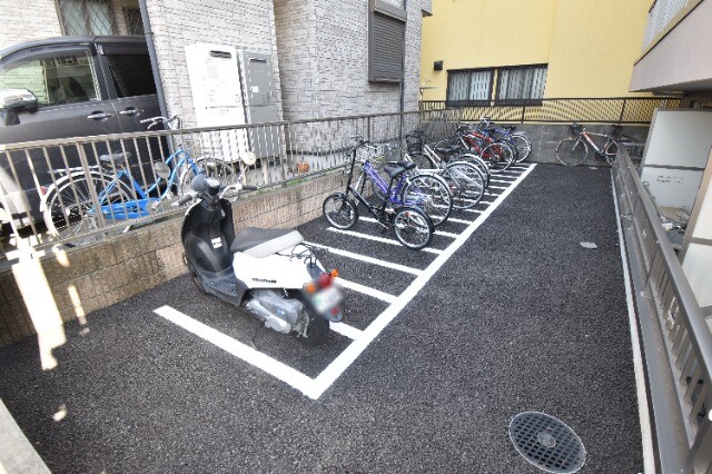 ��ʌ��������܎s�Y�a���؍�R���ڂ̃A�p�[�g�̂��̑�