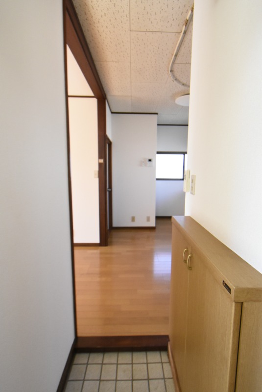 ��ʌ�����s�厚���V��̃A�p�[�g�̌���