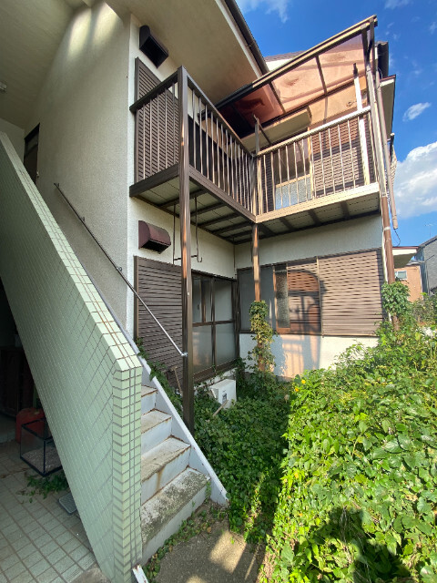 ��ʌ�����s�厚���V��̃A�p�[�g�̃G���g�����X