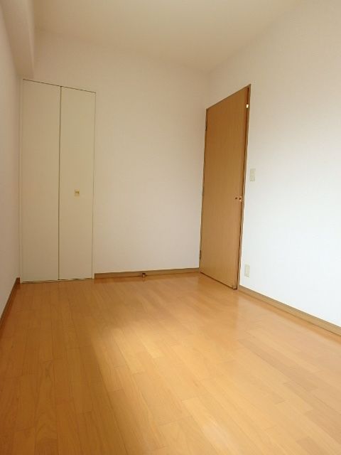 ��ʌ��������܎s�Y�a��j���J�P���ڂ̃}���V�����̂��̑������E�X�y�[�X