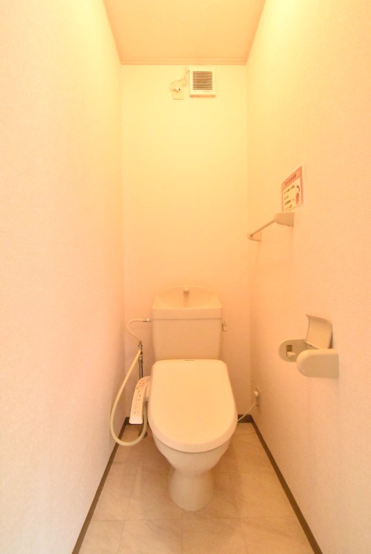 ��ʌ������s�����T���ڂ̃A�p�[�g�̃g�C��