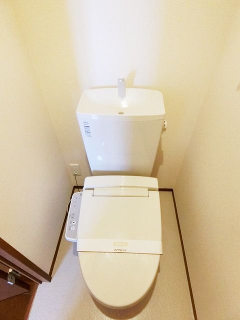 ��ʌ������s���P���ڂ̃A�p�[�g�̃g�C��