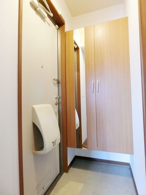 ��ʌ������s���P���ڂ̃A�p�[�g�̌���