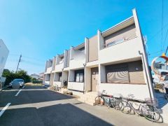 ��ʌ��@�c�s���m�؂S����22�̃e���X�n�E�X�̌����O��