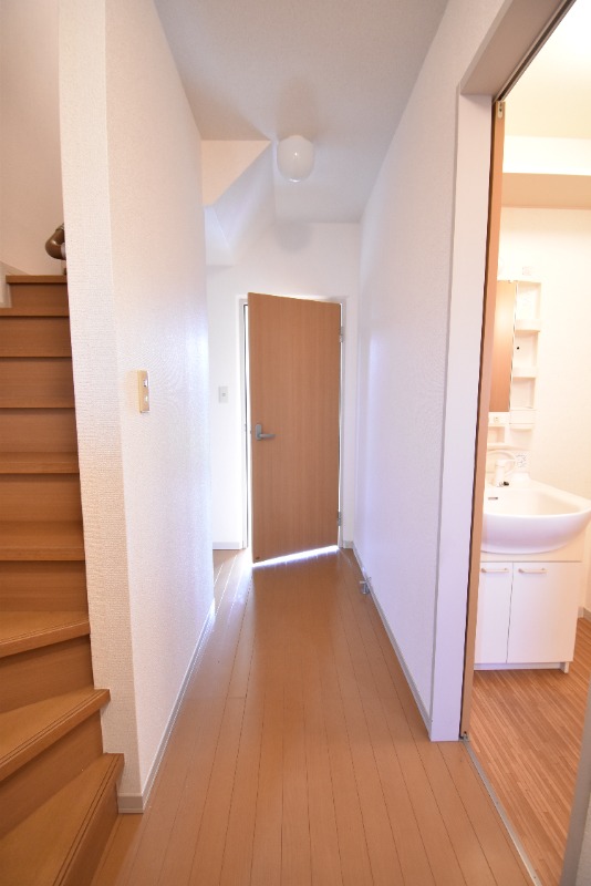 ��ʌ��������܎s����厚���V�n�̃A�p�[�g�̌���