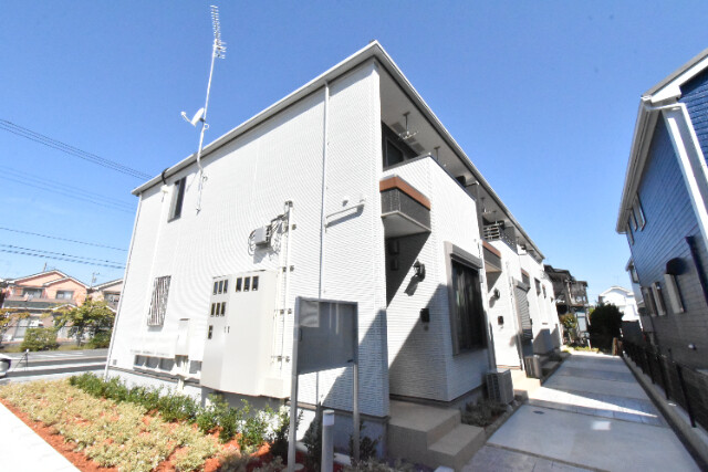 ��ʌ��z�J�s�����Q���ڂ̃A�p�[�g�̌����O��