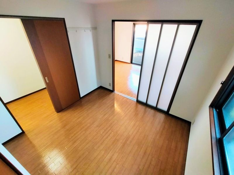 ��ʌ��������܎s������厚�@���̃A�p�[�g�̋��ԁE���r���O