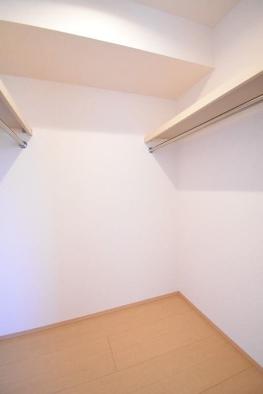 ��ʌ��������܎s�k��g�쒬�Q���ڂ̃A�p�[�g�̎��[