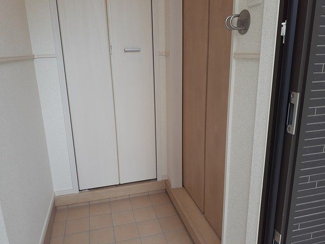 ��ʌ��z�J�s�����Q���ڂ̃A�p�[�g�̌���