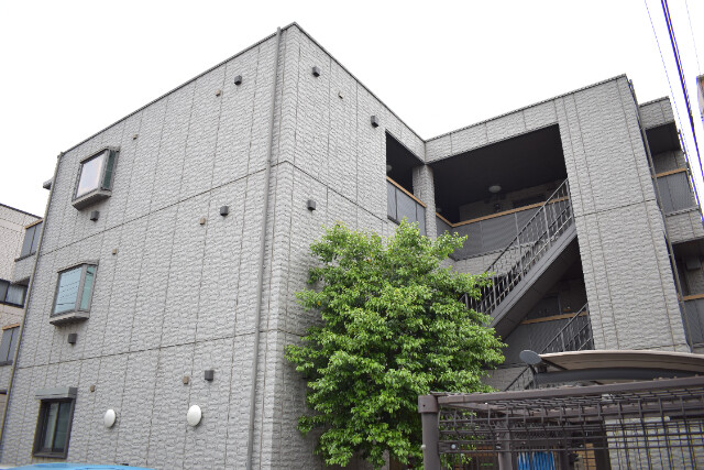 ��ʌ��������܎s��{��听���R���ڂ̃}���V�����̌����O��