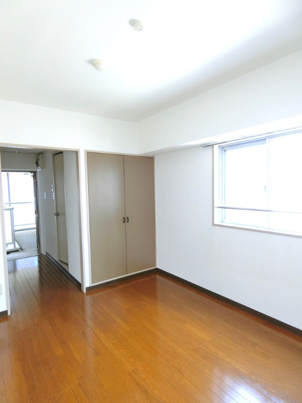 ��ʌ��������܎s�����擌��{�T���ڂ̃}���V�����̋��ԁE���r���O