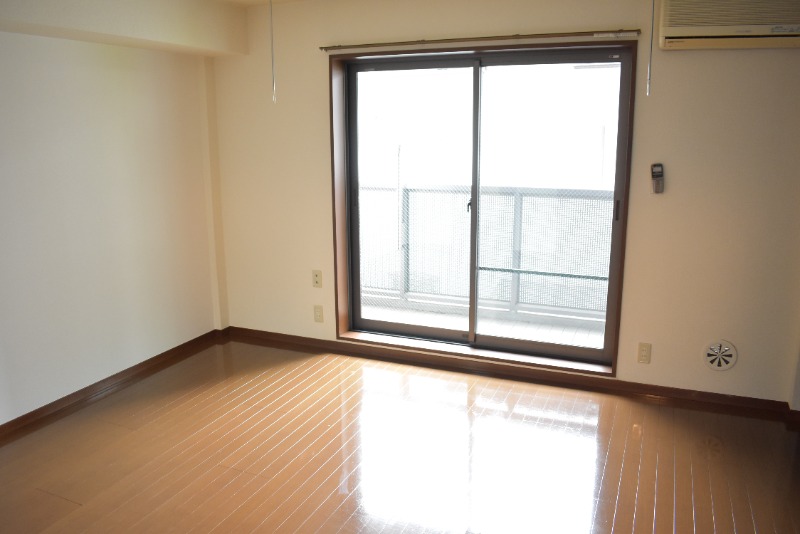 ��ʌ��������܎s��{��听���R���ڂ̃}���V�����̂��̑������E�X�y�[�X