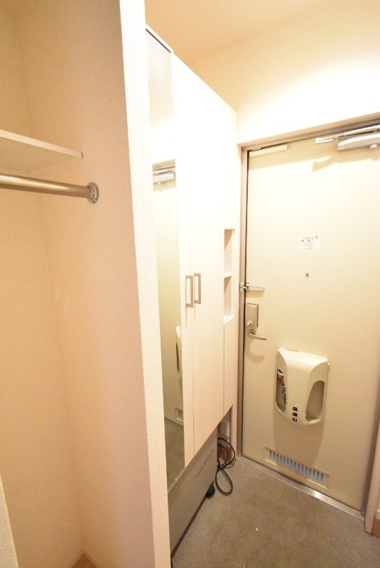 ��ʌ�����s�厚������̃A�p�[�g�̌���