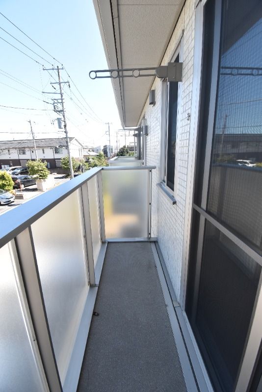 ��ʌ��������܎s�����攪���q�R���ڂ̃A�p�[�g�̃o���R�j�[