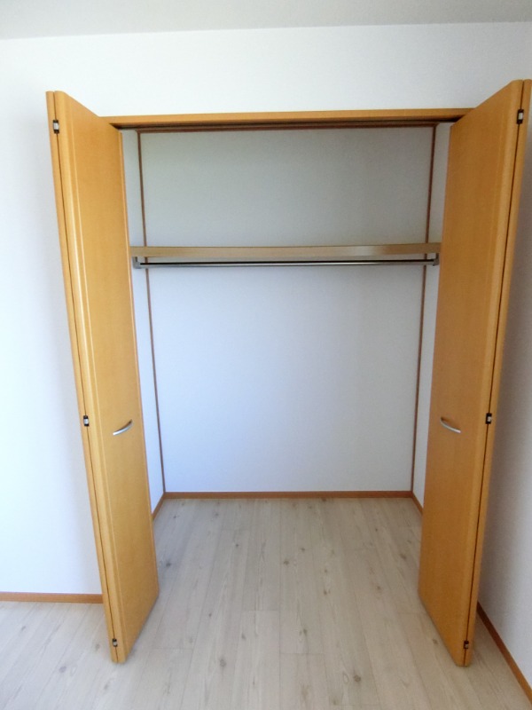 ��ʌ��������܎s�����擌��{�P���ڂ̃e���X�n�E�X�̎��[