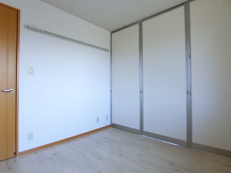 ��ʌ��������܎s�����擌��{�P���ڂ̃e���X�n�E�X�̂��̑�