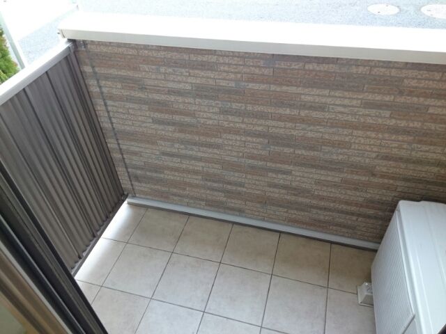 ��ʌ�����s�厚���s���̃A�p�[�g�̃o���R�j�[