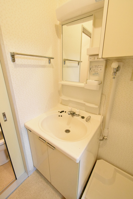 ��ʌ��������܎s�����擌��{�V���ڂ̃}���V�����̐��ʏ�