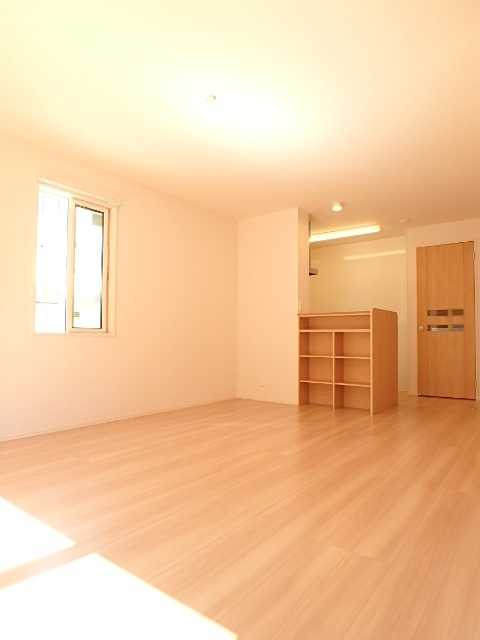 ��ʌ��������܎s�k����i���P���ڂ̃A�p�[�g�̋��ԁE���r���O