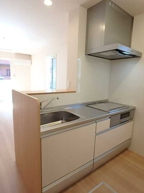 ��ʌ��������܎s�k����i���P���ڂ̃A�p�[�g�̃L�b�`��