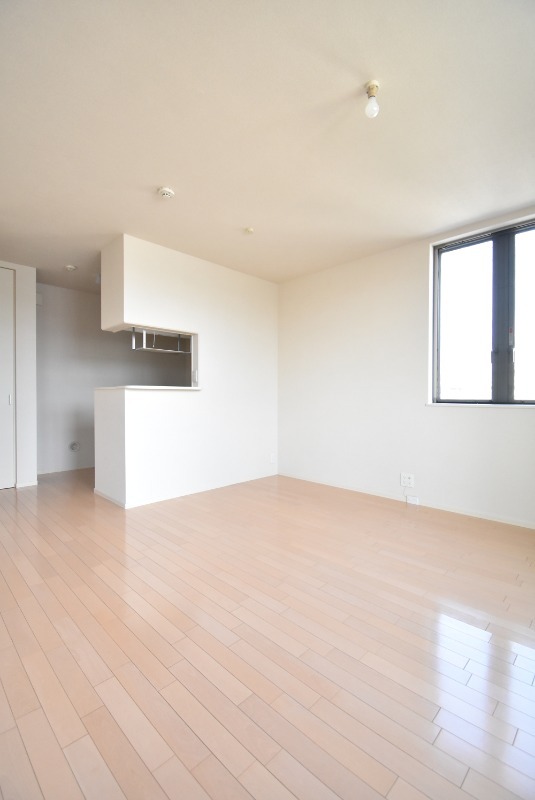 ��ʌ��������܎s��{����ؒ��R���ڂ̃}���V�����̋��ԁE���r���O