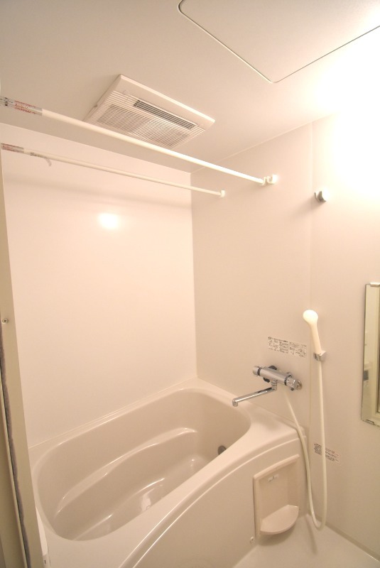 ��ʌ��������܎s��{����ؒ��R���ڂ̃}���V�����̃o�X