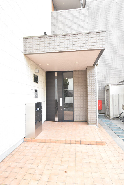 ��ʌ��������܎s������V�����Q���ڂ̃}���V�����̃G���g�����X