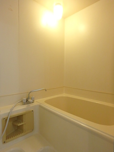 ��ʌ��������܎s�k����i���Q���ڂ̃}���V�����̃o�X