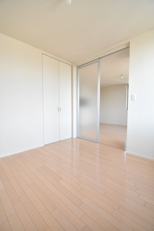 ��ʌ��������܎s��{����ؒ��R���ڂ̃}���V�����̂��̑������E�X�y�[�X