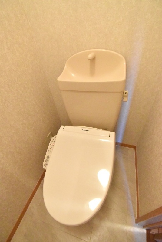 ��ʌ��������܎s�΋擌�Y�a�P���ڂ̃A�p�[�g�̃g�C��