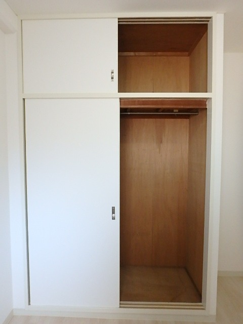 ��ʌ��������܎s�k����i���Q���ڂ̃}���V�����̎��[