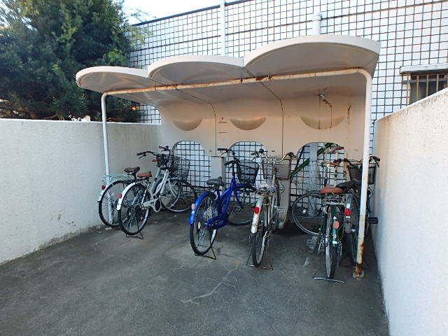 ��ʌ��������܎s�k����i���Q���ڂ̃}���V�����̂��̑�