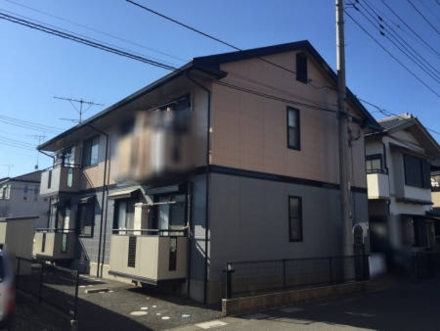 ��ʌ�����s���V���̃A�p�[�g�̌����O��