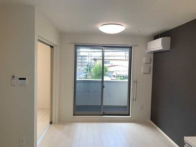 ��ʌ��z�J�s�厚��[�̃A�p�[�g�̋��ԁE���r���O