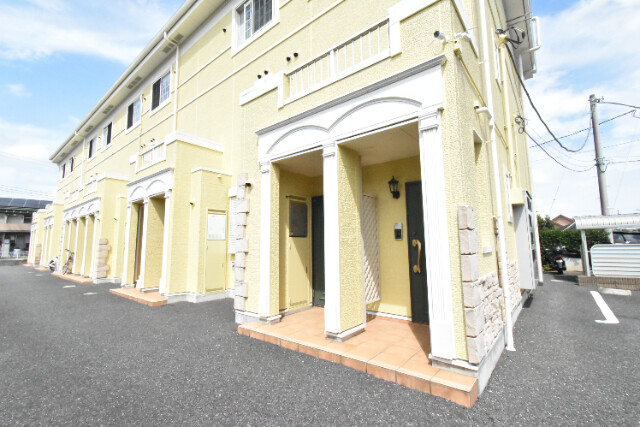 ��ʌ�����s�厚������̃}���V�����̃G���g�����X